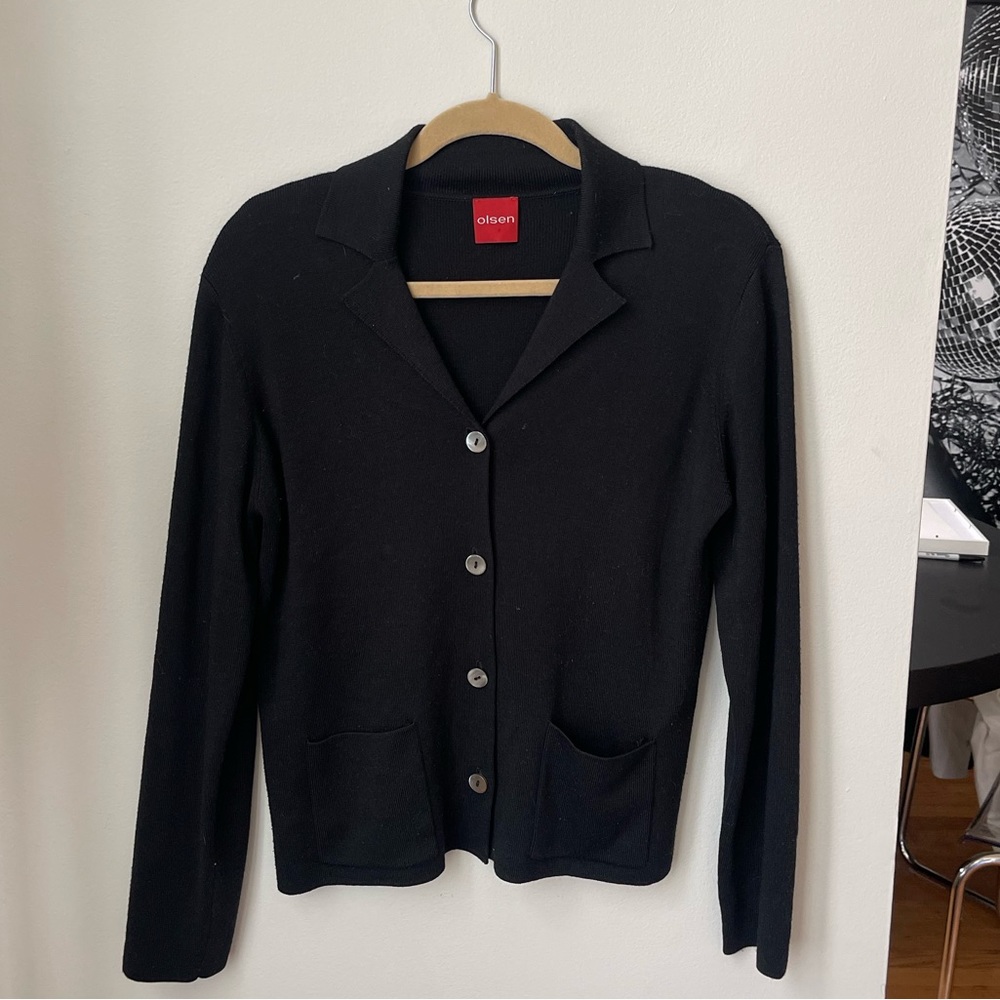 Olsen long sleeve collared button down cardigan sweater